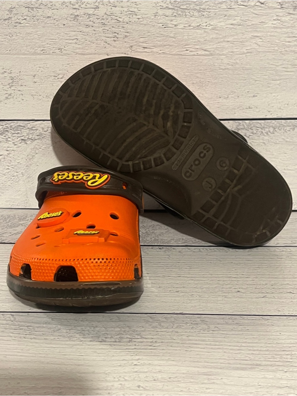Reese’s Orange Crocs Boys - Picture 8 of 10